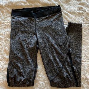 Nike Pro Leggings. size Medium